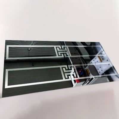 220V/110V 50-60Hz glasvezellasermarkeringsmachine 100W voor het graveren 1325