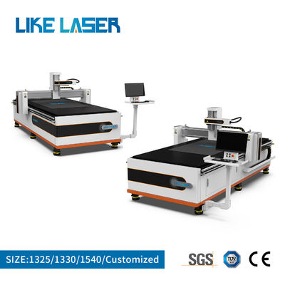 Metalen lasermarkeringsmachine voor het sculpteren van decoratieve plaques in roestvast staal